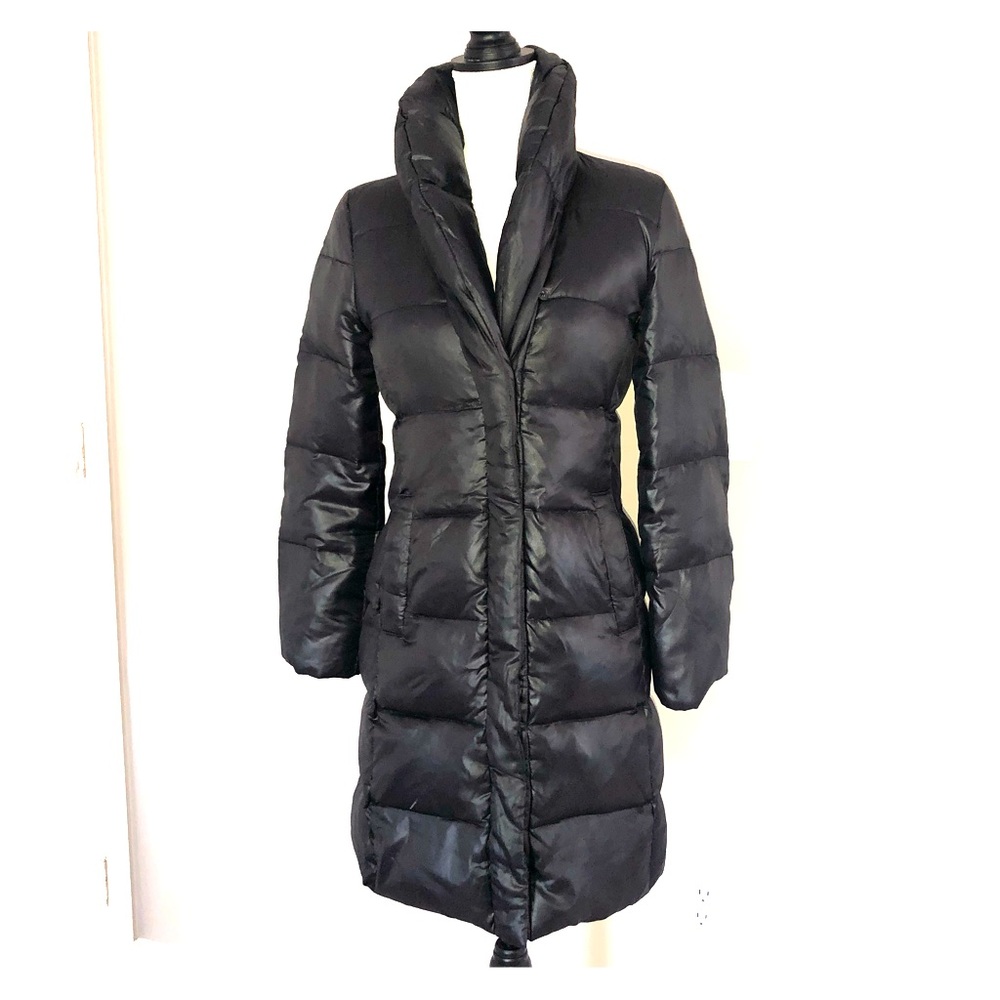 Club Monaco black puffer coat size ax